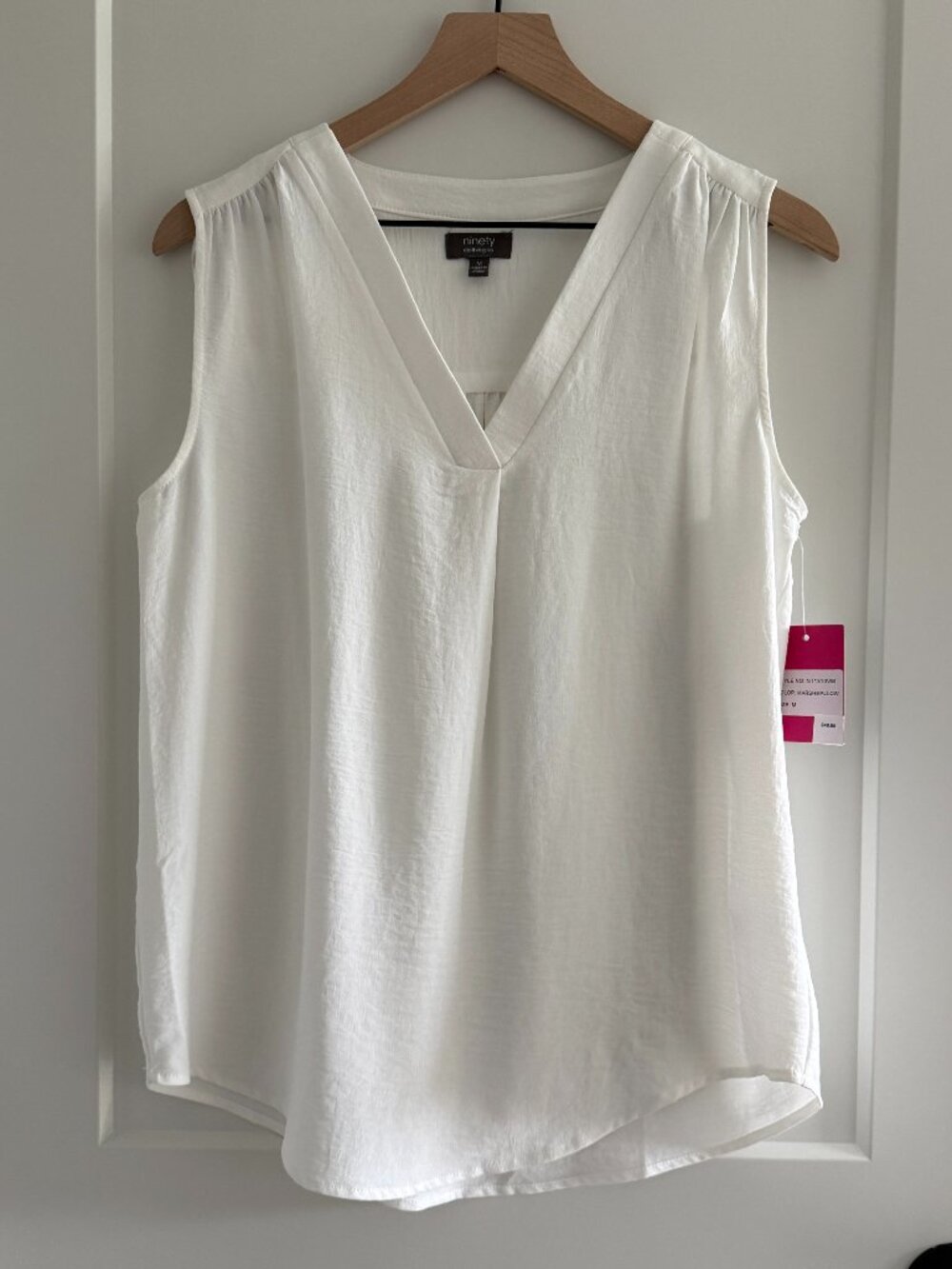 NWT Ninety Clothing Co. V-Neck Sleeveless Top